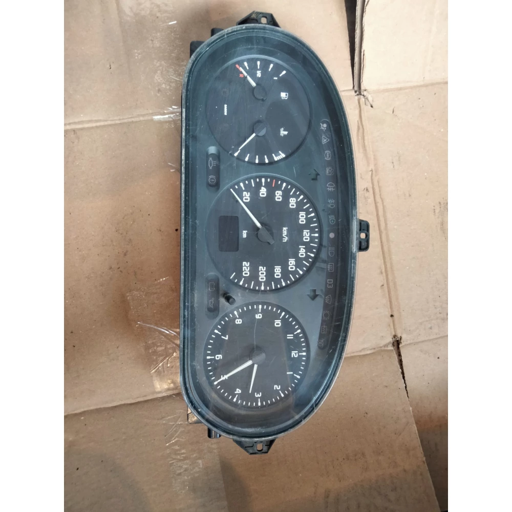 21578161-2 приборная панель Renault Megane Scenic 1