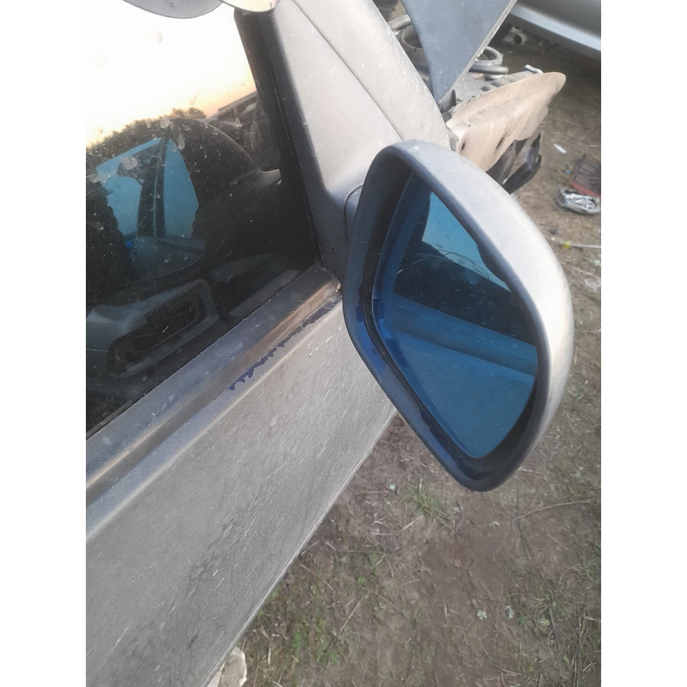 010 515 правое дзеркало заднего вида Vw Golf 4