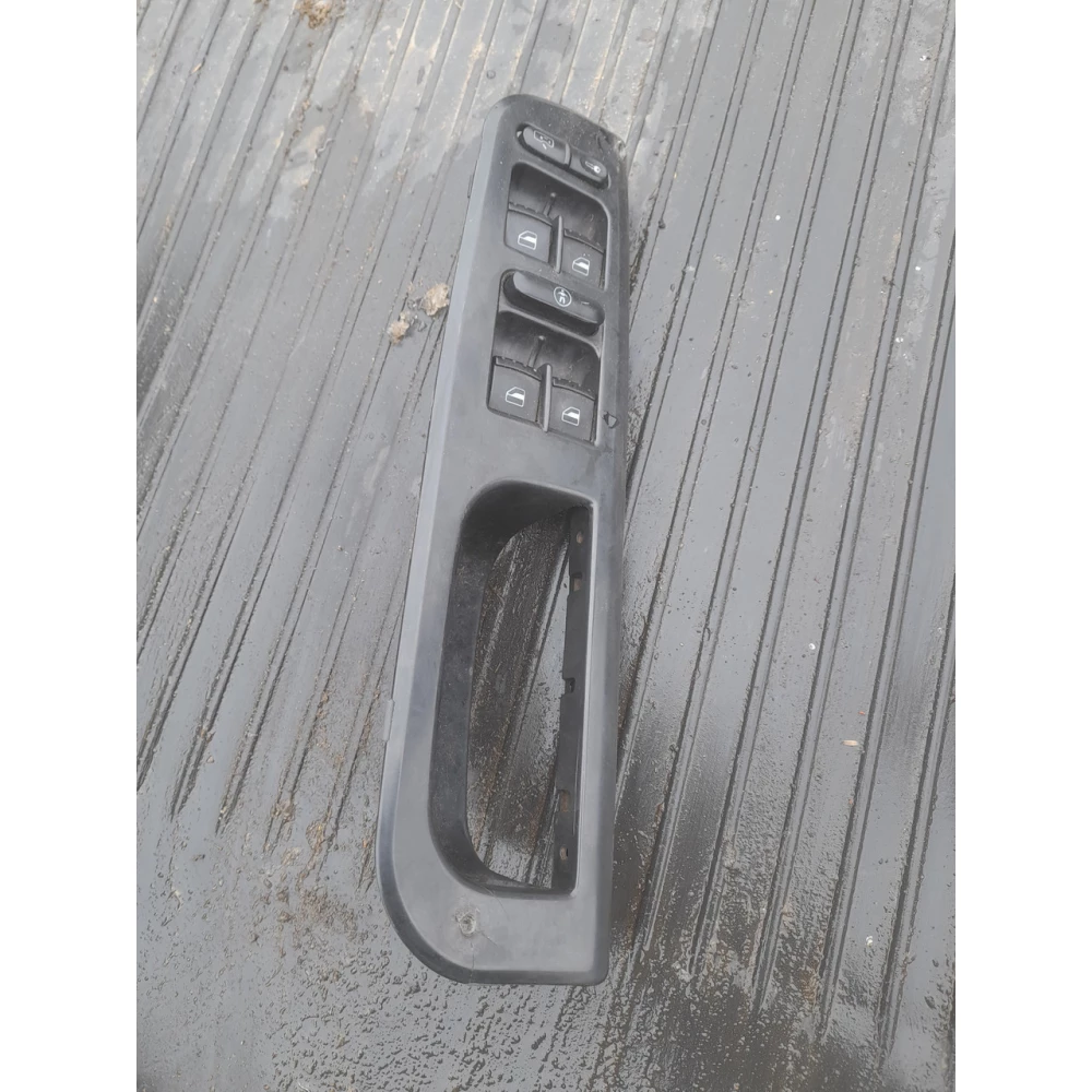 1j4959857b блок управления  стеклоподйомникамы Vw Golf 4