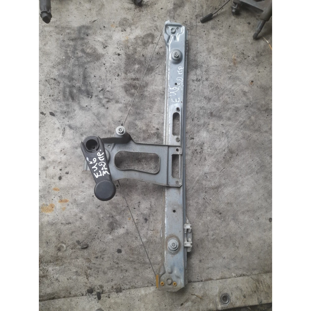 7011206 задний правый  стеклоподйомник BMW E46