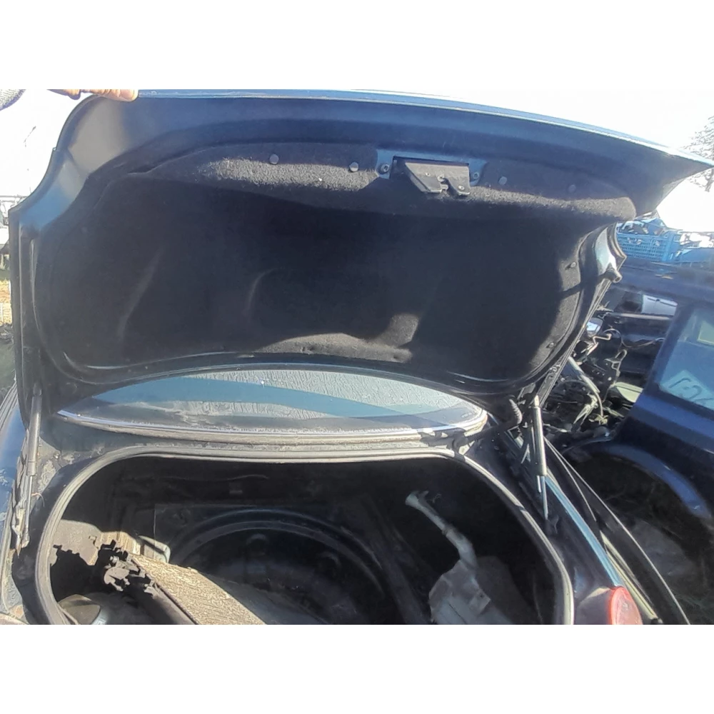 Крышка  багажника Rover 75