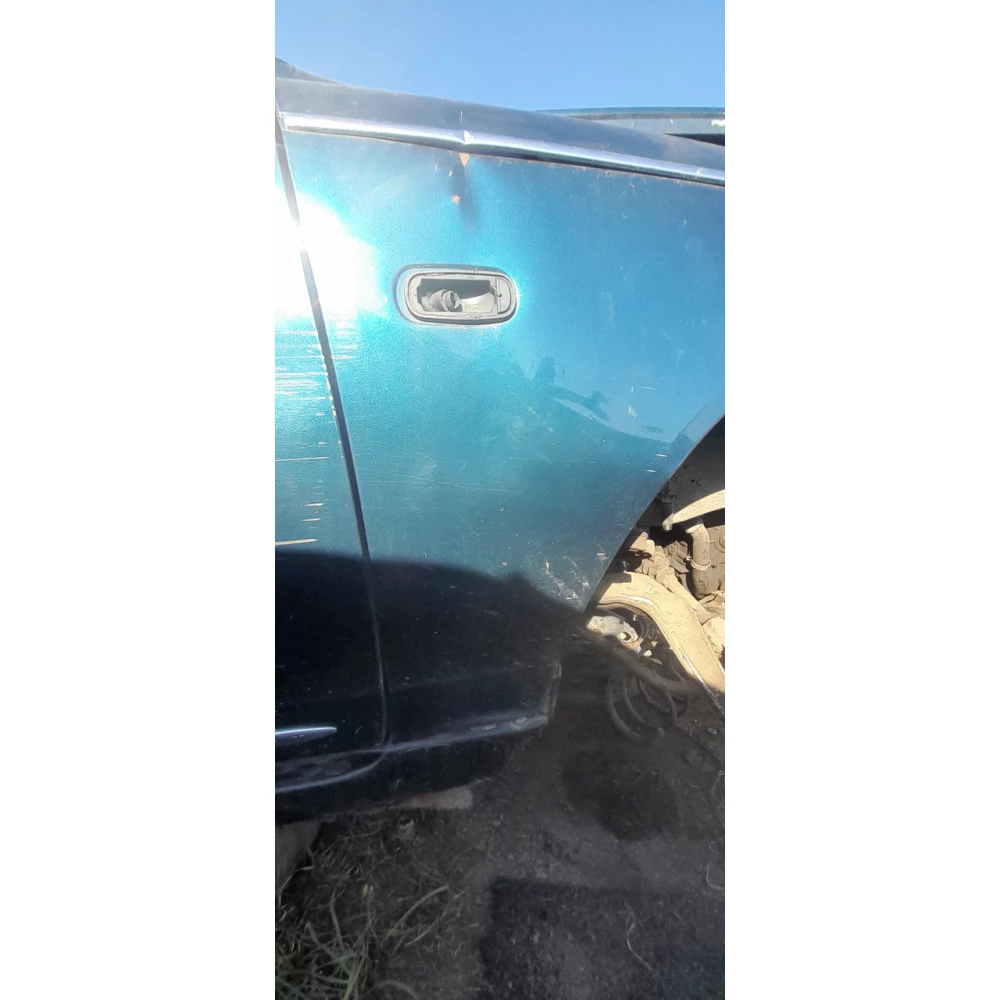 Правое крило Rover 75