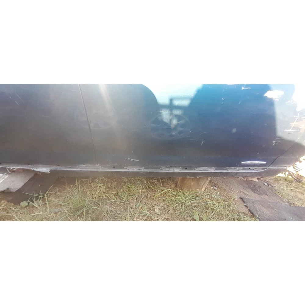 Передняя правая дверь Rover 75