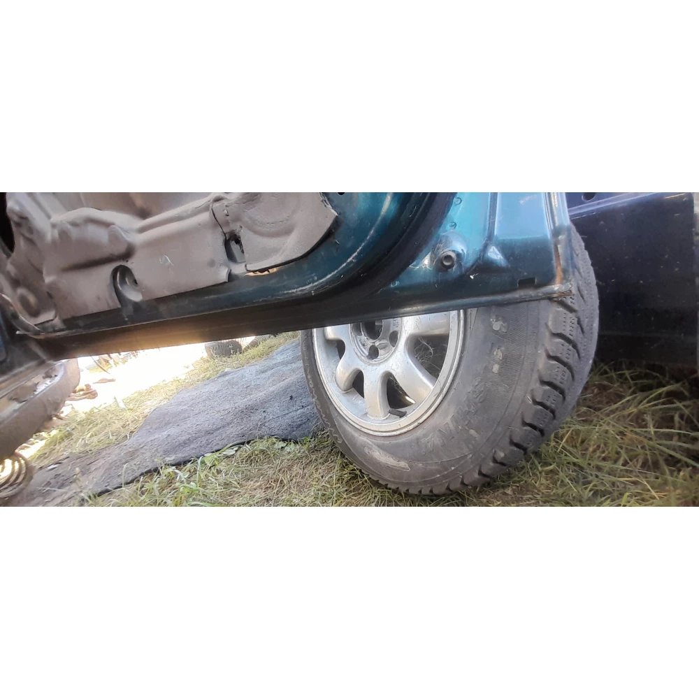 Передняя правая дверь Rover 75