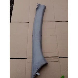 Изображение товара -  8200034954 Обшивка стойки передняя правая Renault Megane 2.