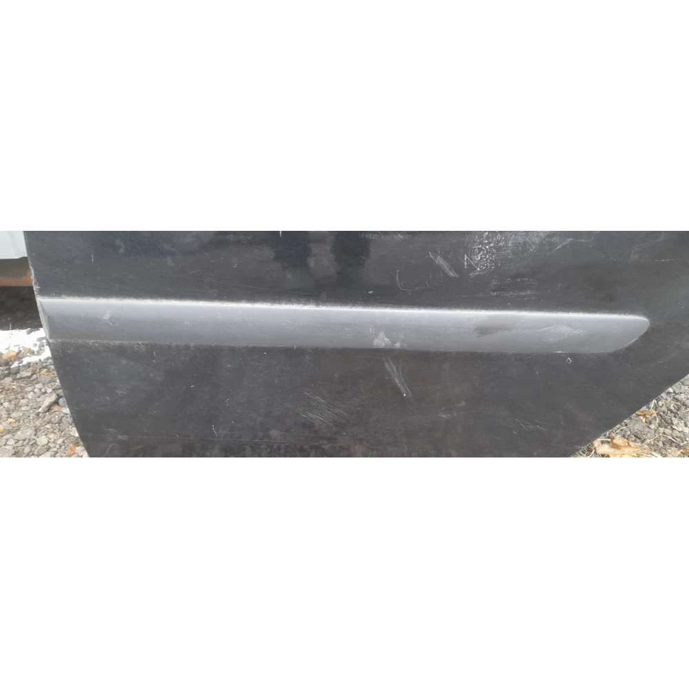 Молдинг задней левой двери Vw Golf 5