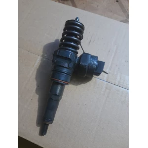 Изображение товара -  038130073f 99050720811J 0414720007 насос форсунка Audi A6C5 1.9