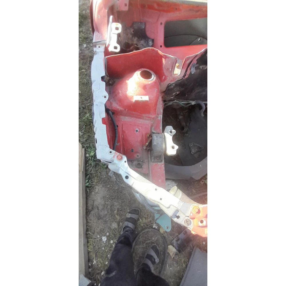 Правая четверть   Opel Combo