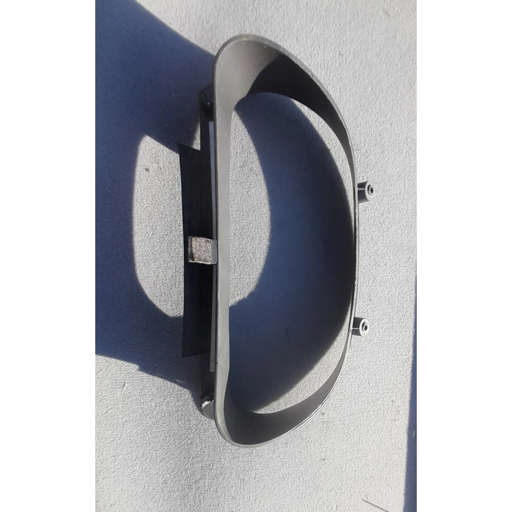 Пластик панели приборов Volvo v40