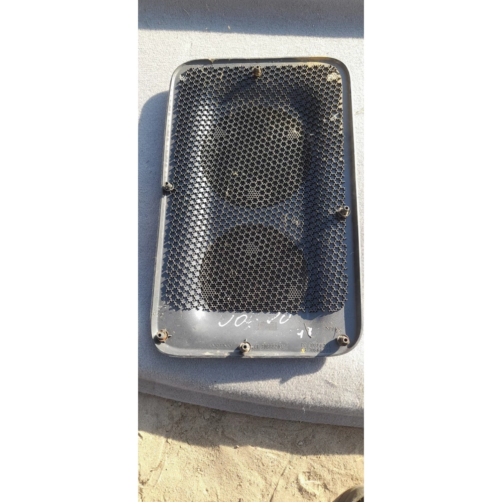 Крышка динамиков Volvo v40 30866203