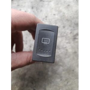 Изображение товара -  3B0 959 621 С кнопка обогрева заднего скла Vw Passat B5
