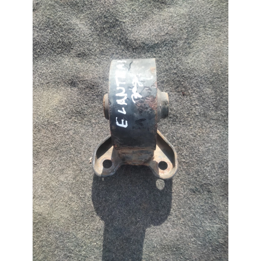 Подушка кпп HYUNDAI Elantra XD