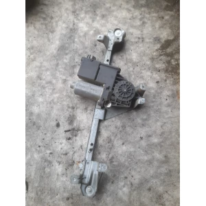 Изображение товара -  90338312 задний левый стеклоподйомник Opel Senator B