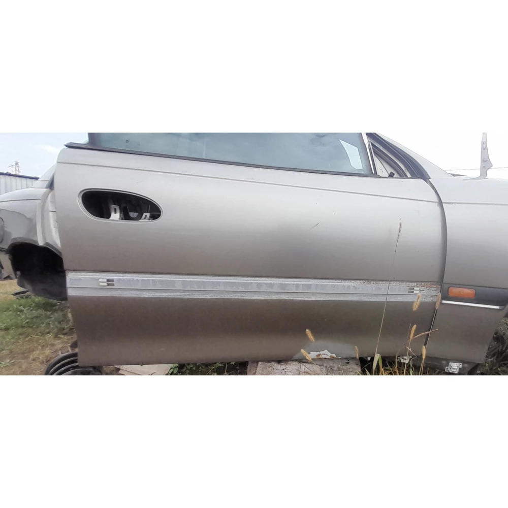 Передняя правая дверь Opel Omega B