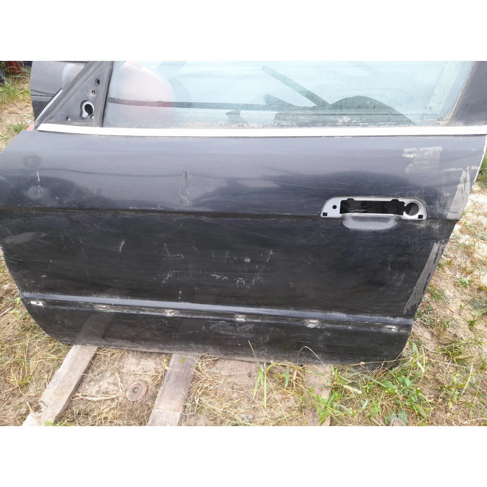 Передняя левая дверь Бмв Е34