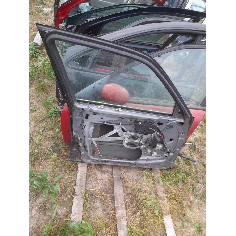 Передняя левая дверь Бмв Е34