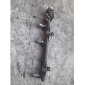 Изображение товара -  032133319 топливная  рейка Vw Golf 3 1.6
