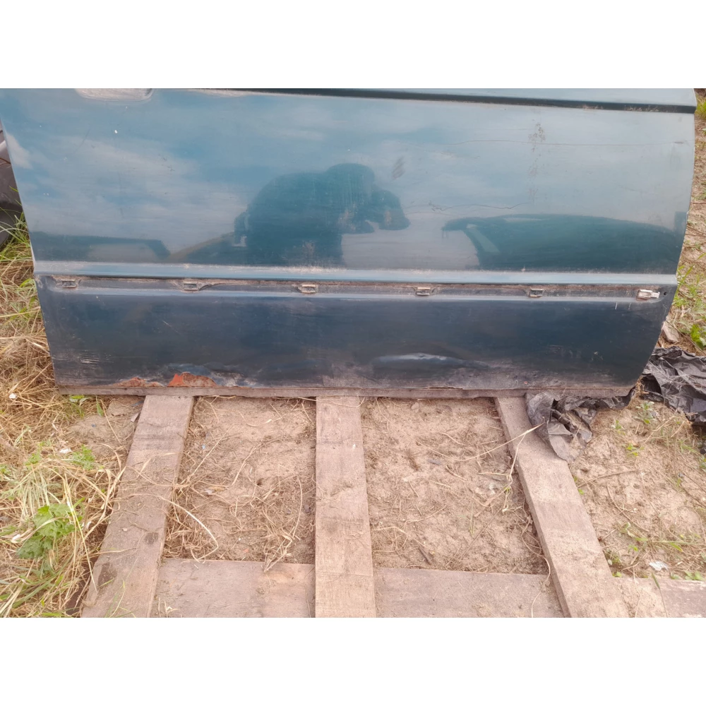 Передняя правая дверь BMW E34