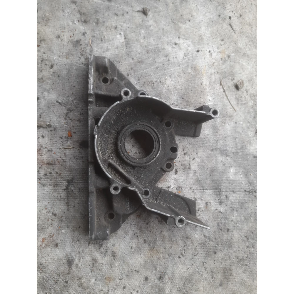 038103153d крышка двигателя Vw Passat 1.9