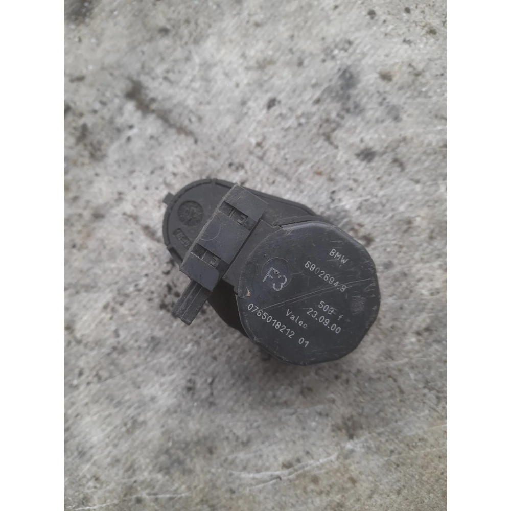 69026949 привод заслонки печки BMW  e39