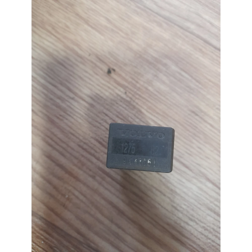9441161 реле стоп сигнала Volvo