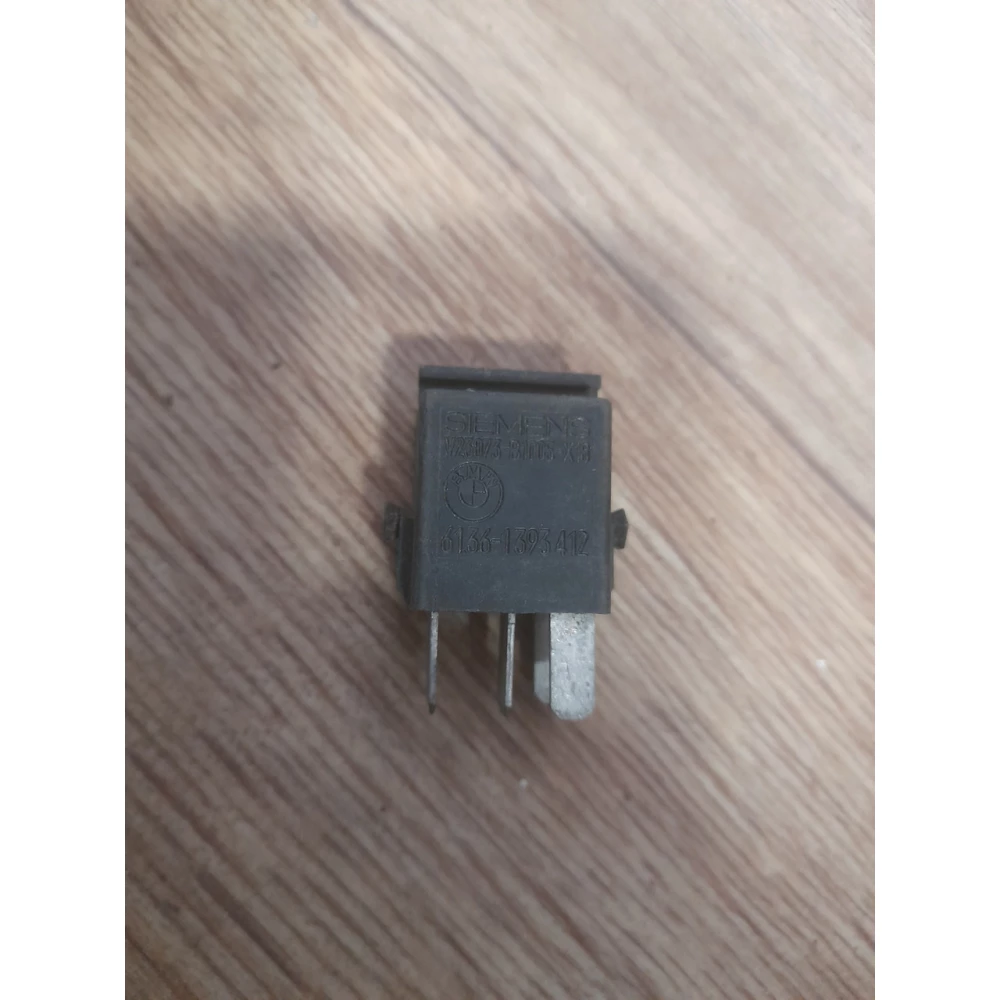 61361393412 реле Bmw