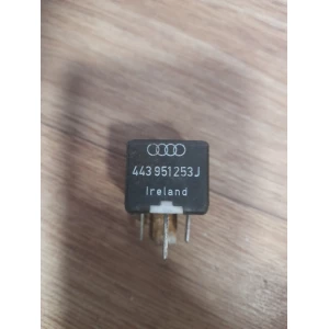 Изображение товара -  443951253j реле  вентилятора  Vw Passat B5