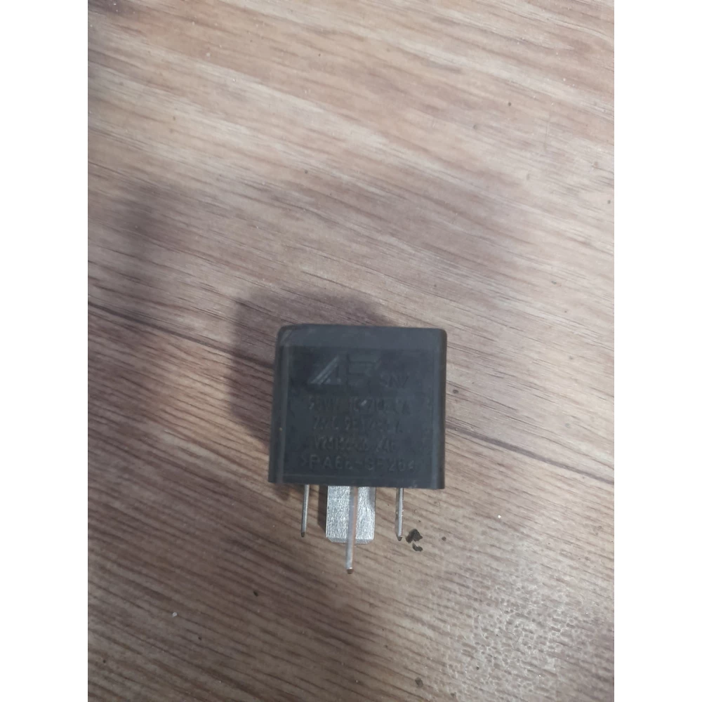 95vw10k705ca реле Vw Sharan