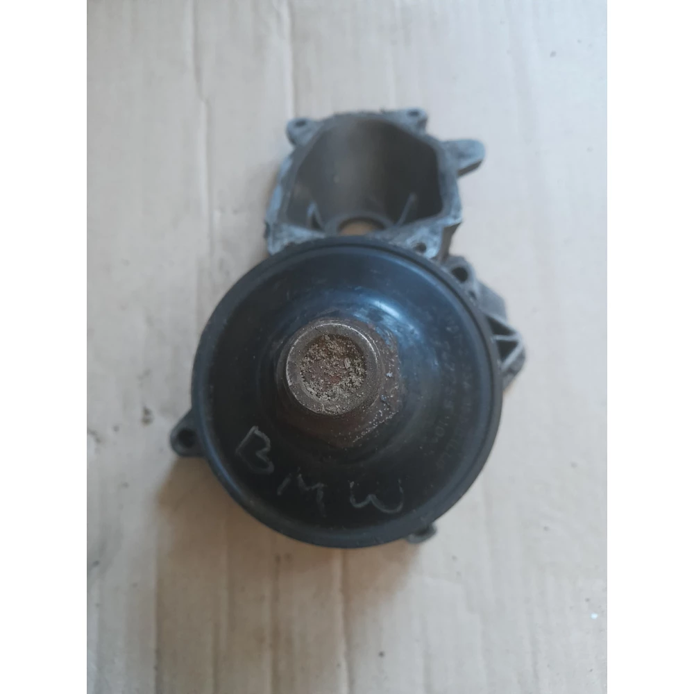 F229571 помпа Bmw M57 3.0
