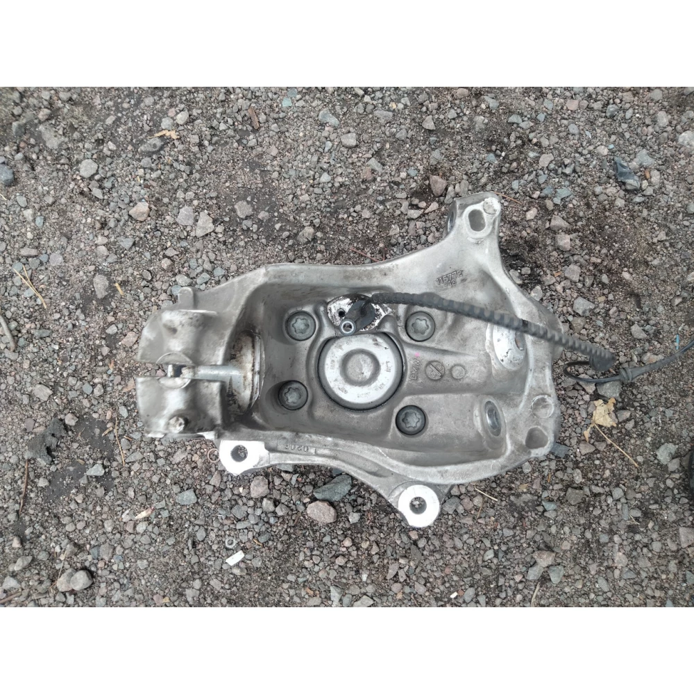 L6878609-02 ступица передняя левая  с подшипником BMW 3 G20