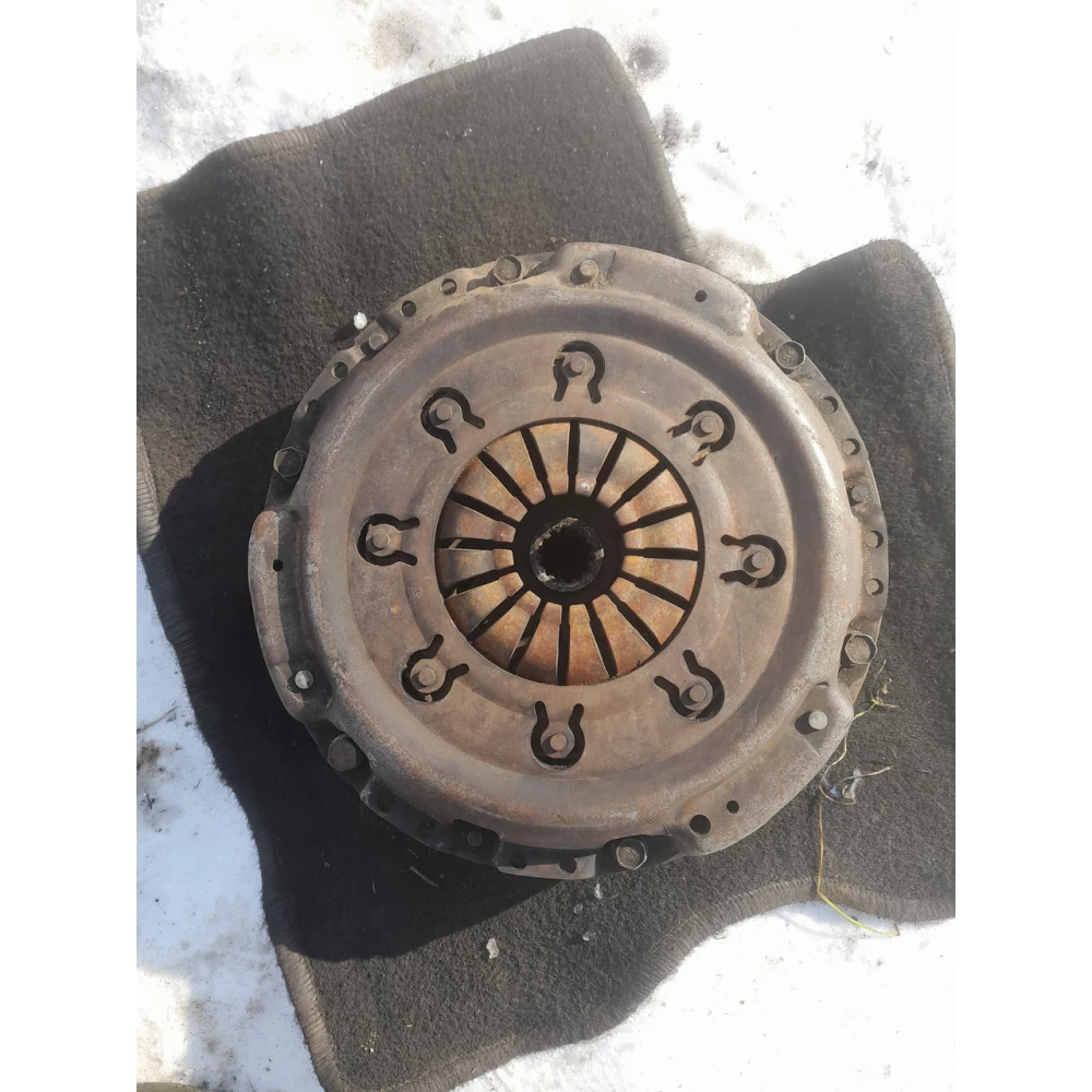 LUK 00900 комплект  сцепления  Опель Омега  Б 2.5