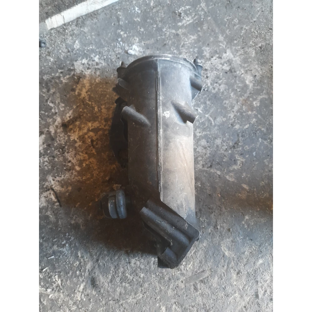 6011840025 корпус масляного  фильтра  Mercedes-Benz