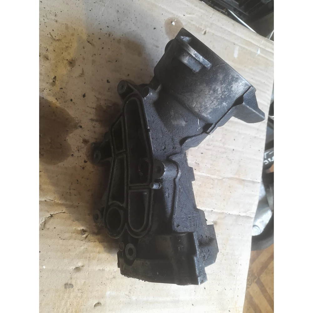 67271293 кронштейн  масляного  фильтра  BMW E39