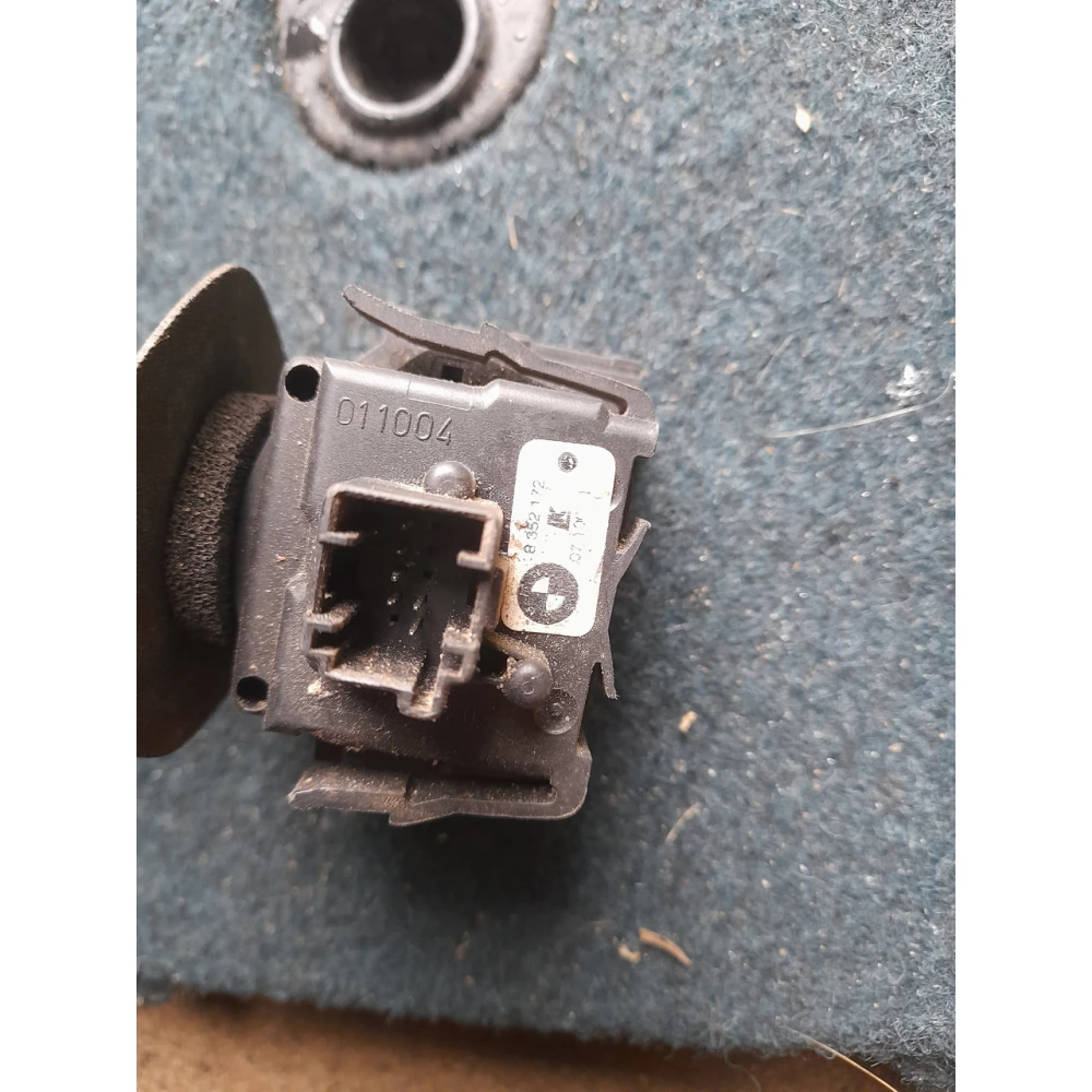 Переключатель поворотов BMW E39