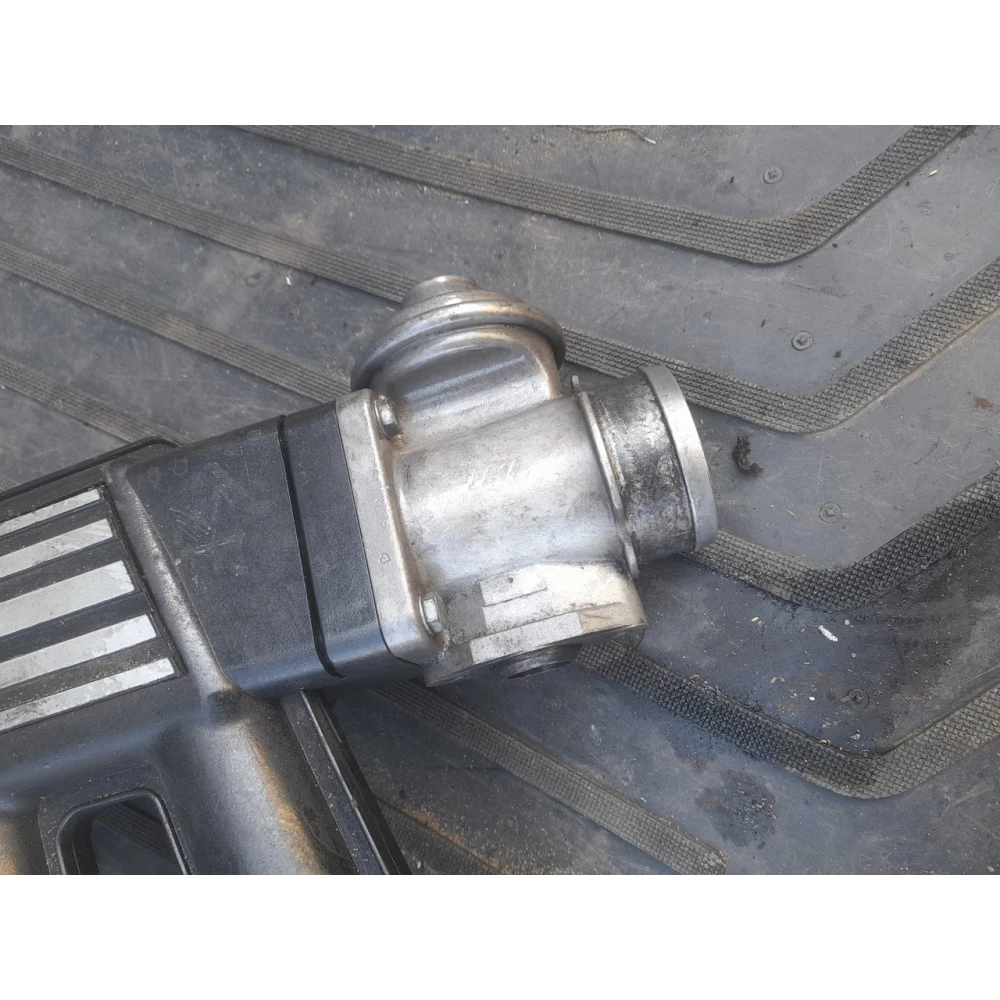 2246145

 клапан ЕГР Bmw E39 2.5