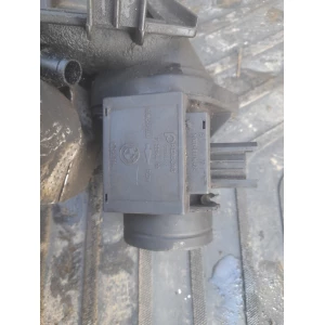 Изображение товара -  2246084 розходомер Bmw e39 2.5