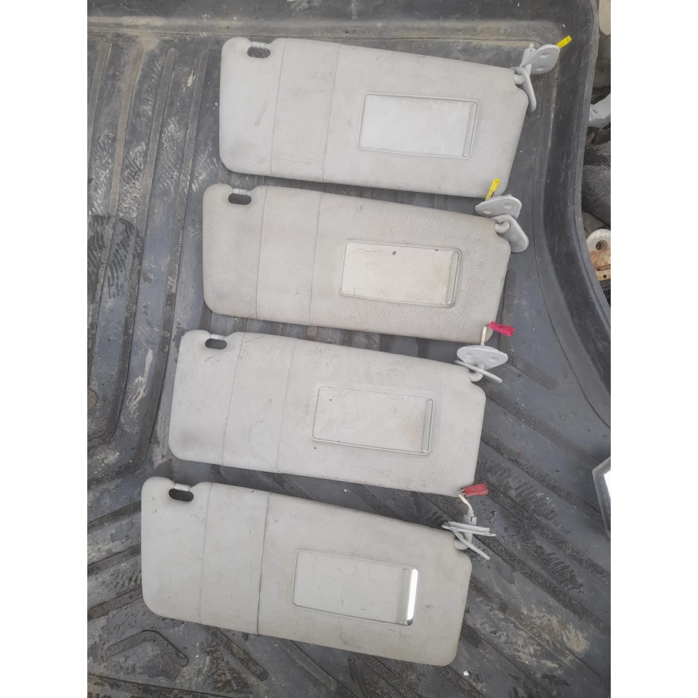 962125 правый  солнцезащитный козырок  Bmw E39