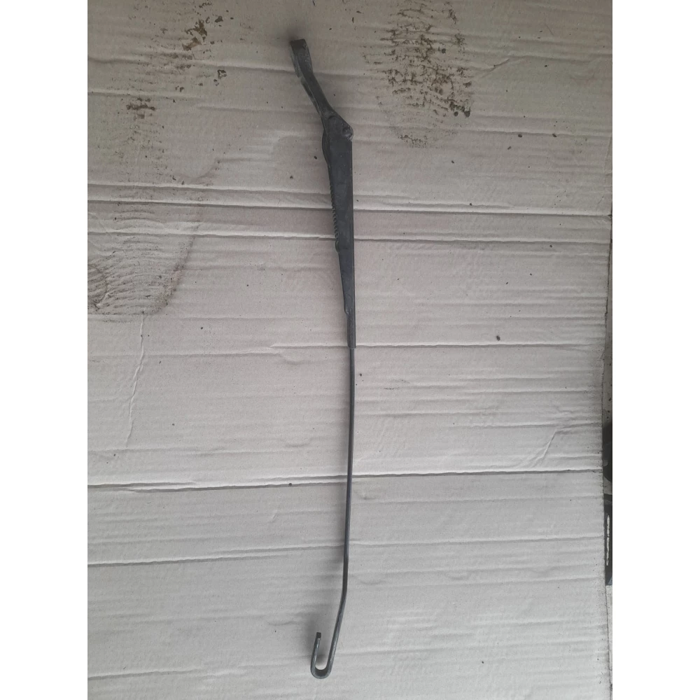 3b1955410 правый дворник Vw Passat B5