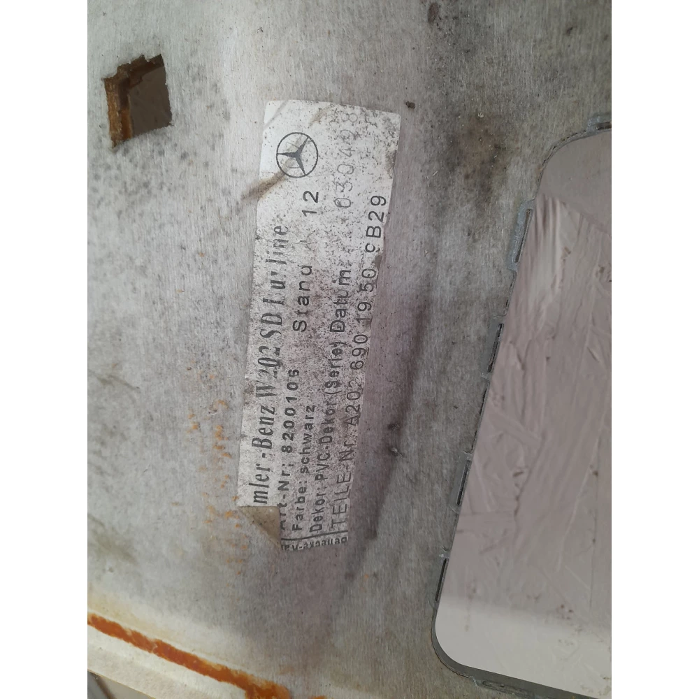 Потолок Mercedes Benz  w202