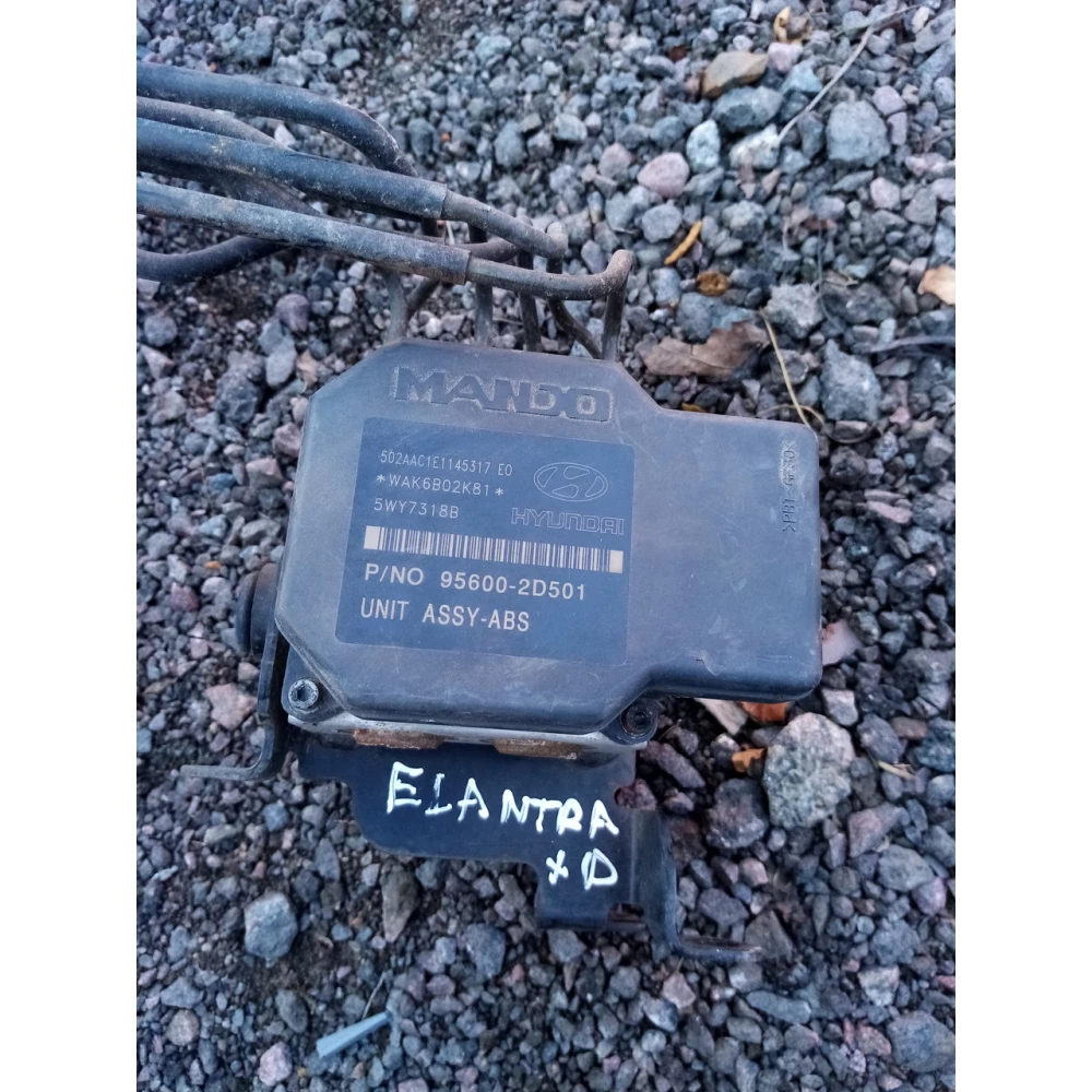 95600-2D501 Блок ABS HYUNDAI ELANTRA XD