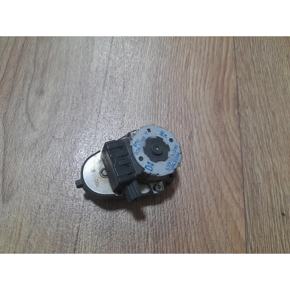 Привод заслонки печки BMW e39