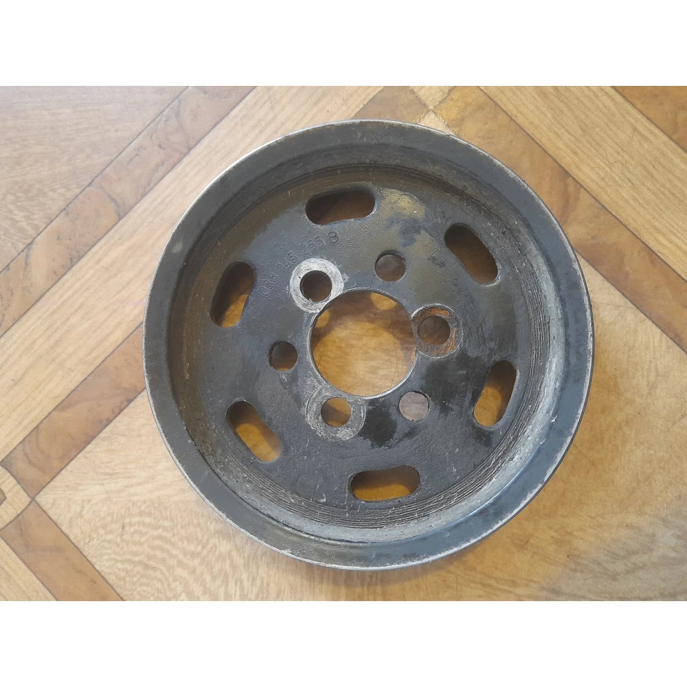 038145255B Шків насоса ГУРА Гольф 4