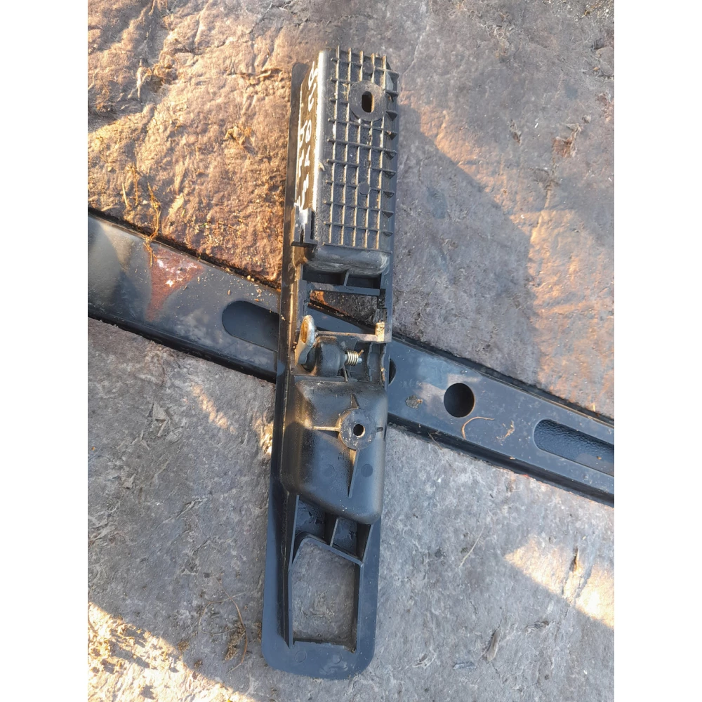 Задняя правая ручка двери BMW E34 взборе