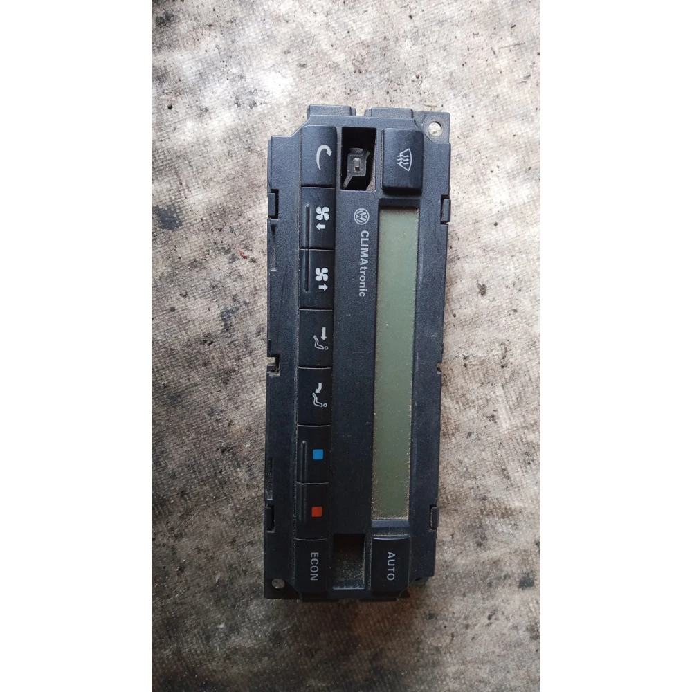 7M3907040E блок управления климатом Vw Passat B5