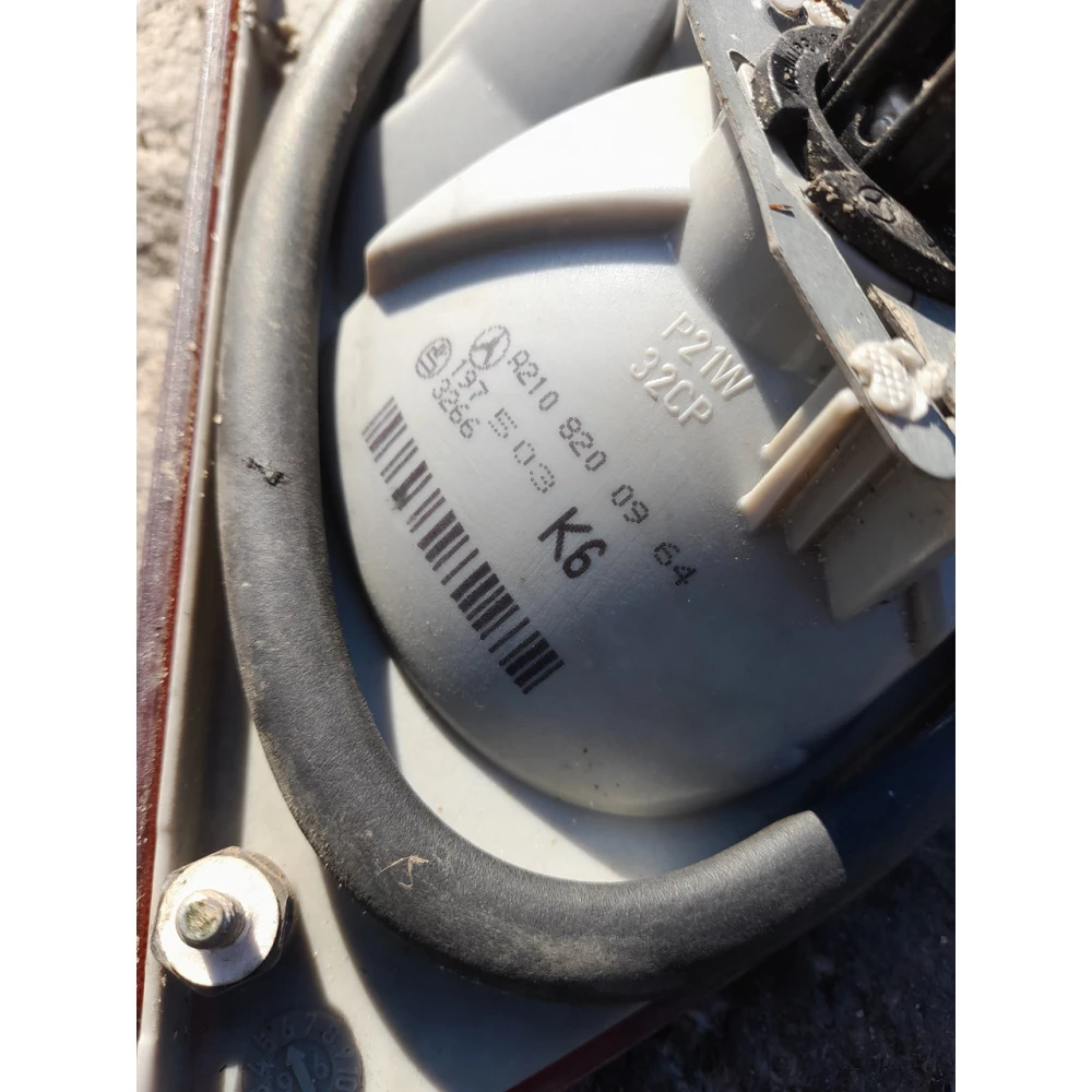 Фонарь заднего хода  Mercedes-Benz w210