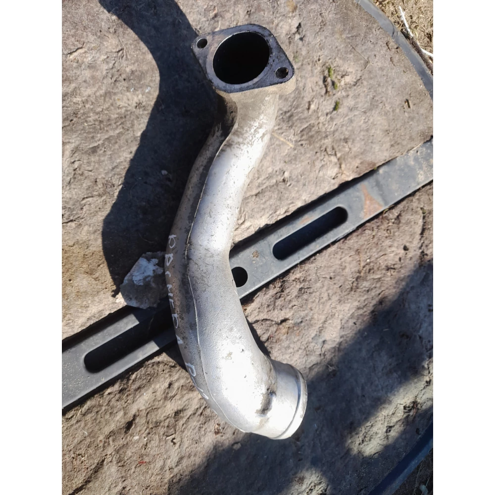 Патрубок  интеркуллера Nissan Primera p12 2.2 14460BN310