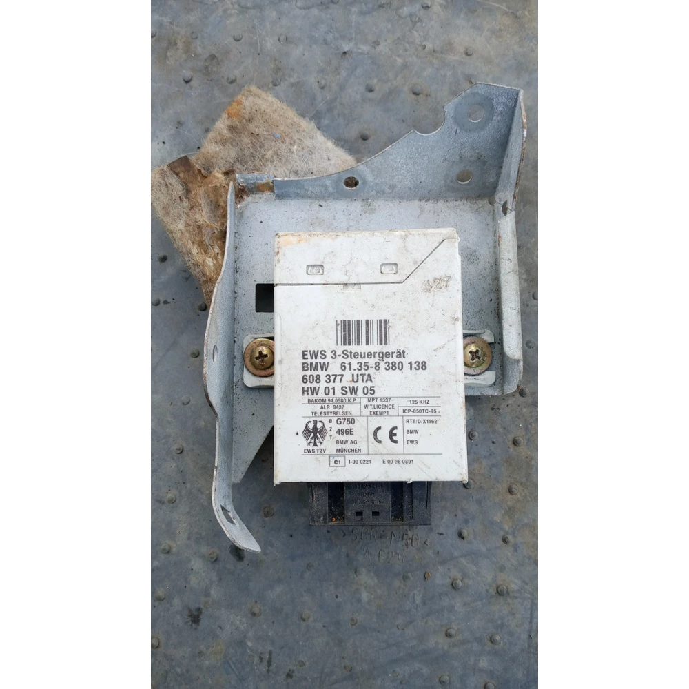 61358380138 блок управления EWS
Bmw E39